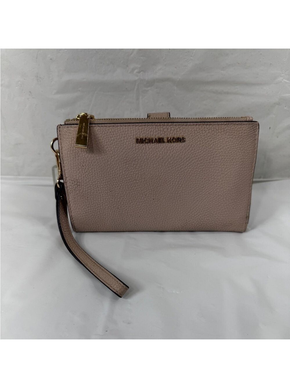 MICHAEL Michael Kors Adele Large Smartphone Wristlet wallet